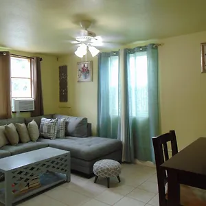 Pauhana Apartment